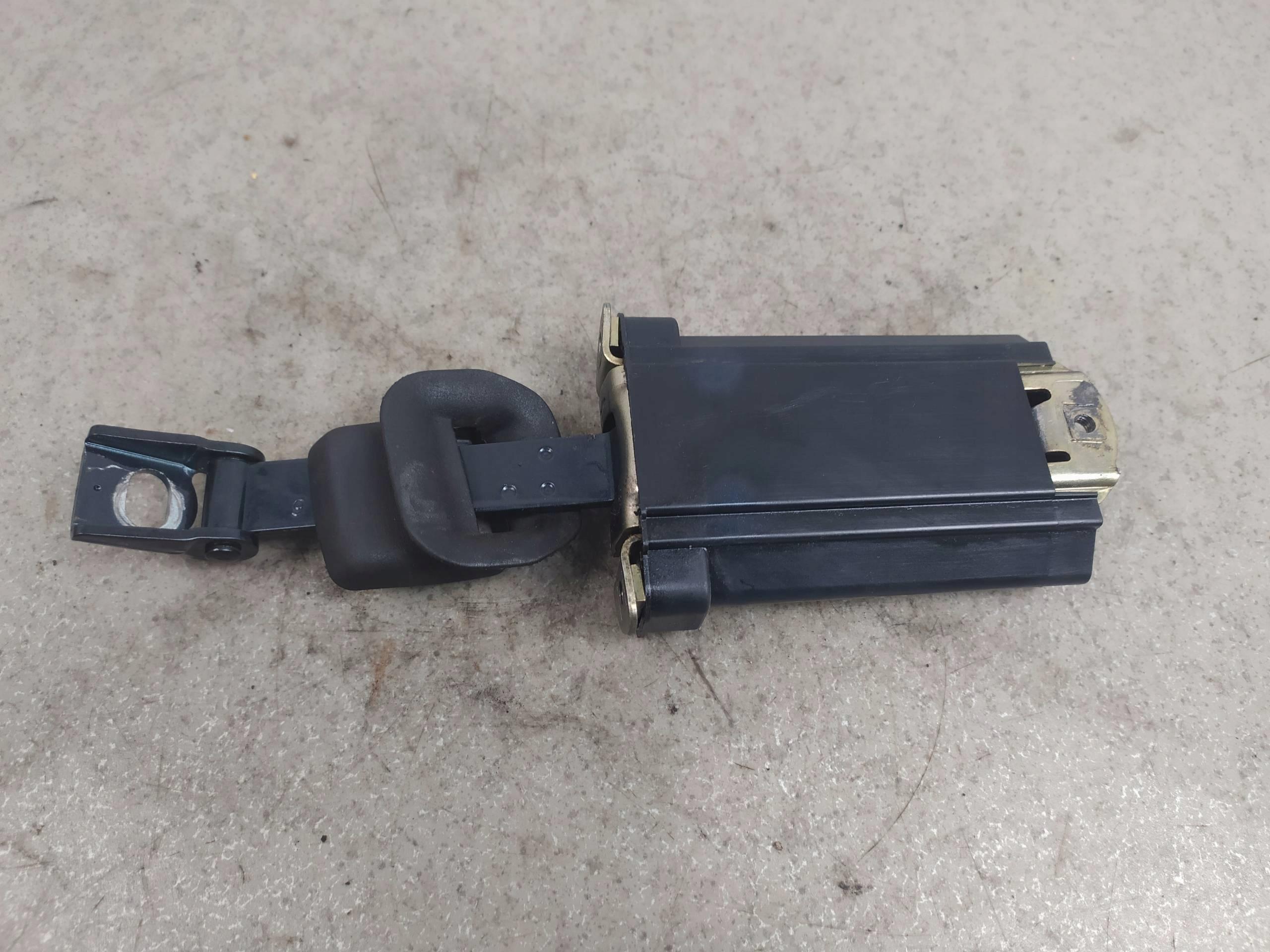 Ограничитель двери правый передний MERCEDES CLK W208