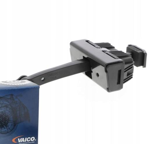 V20-1820 - Ограничитель двери ПД BMW 5 E60 520 523i 525 xd