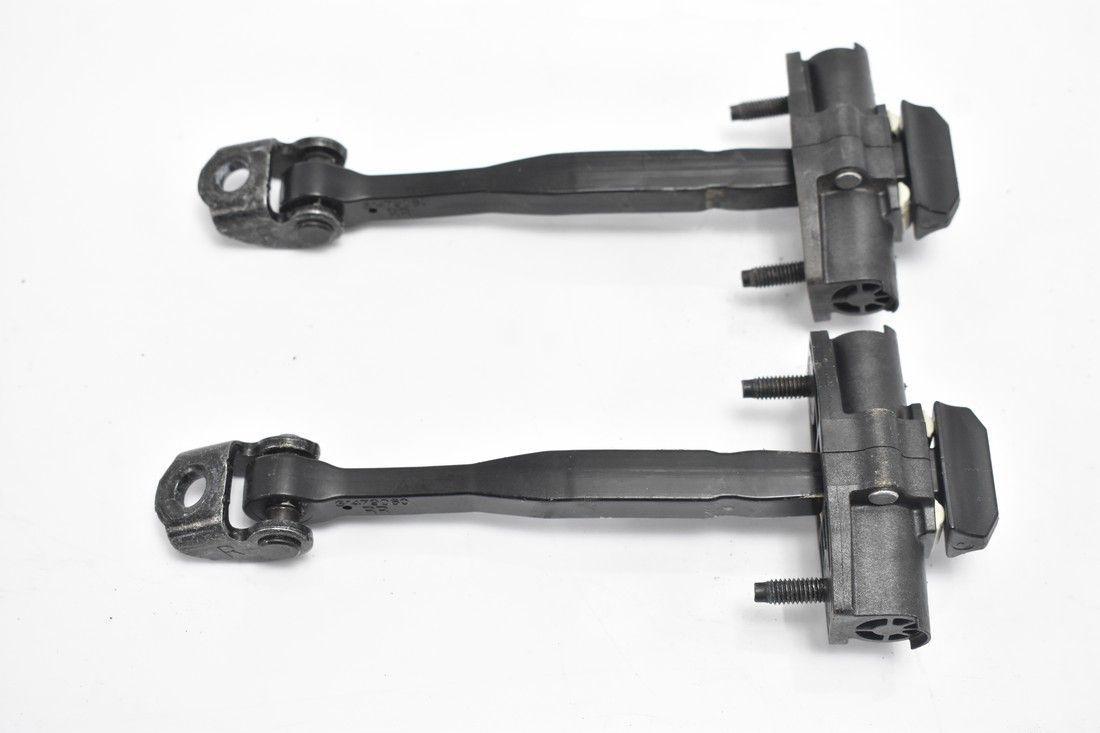 Ограничитель задней двери 31479060 VOLVO V60 II 18-