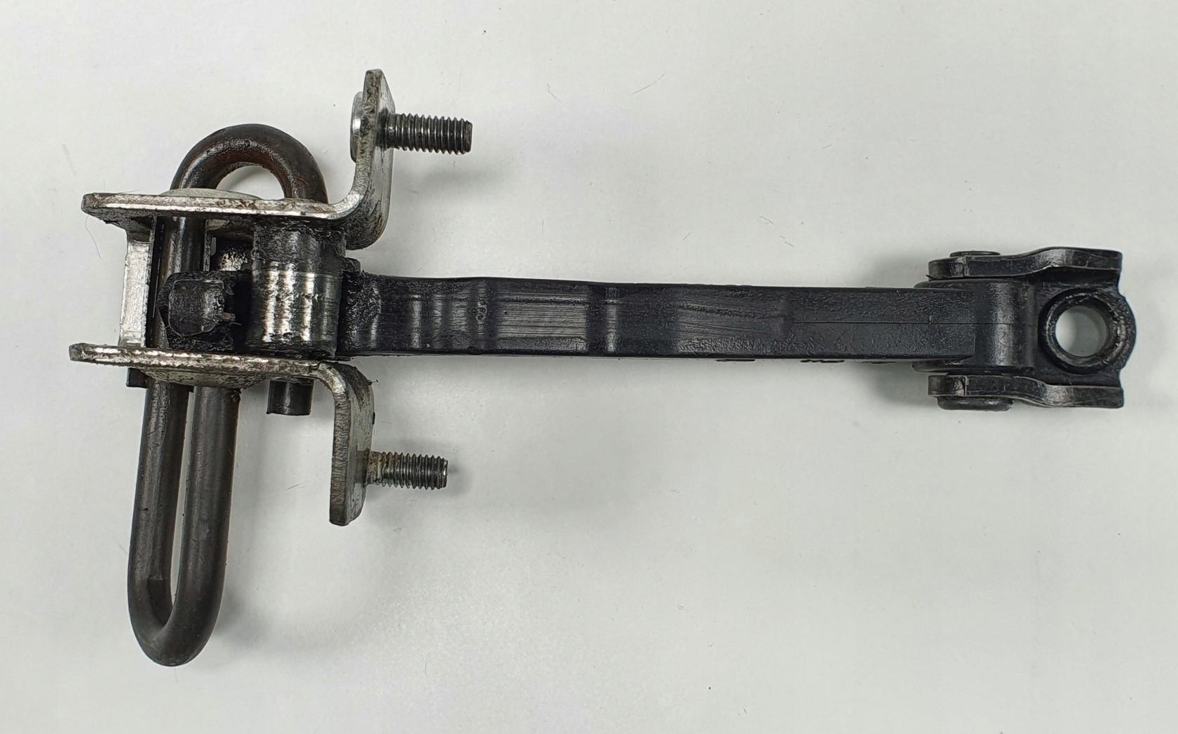 Ограничитель двери VOLVO C70 II 30779873