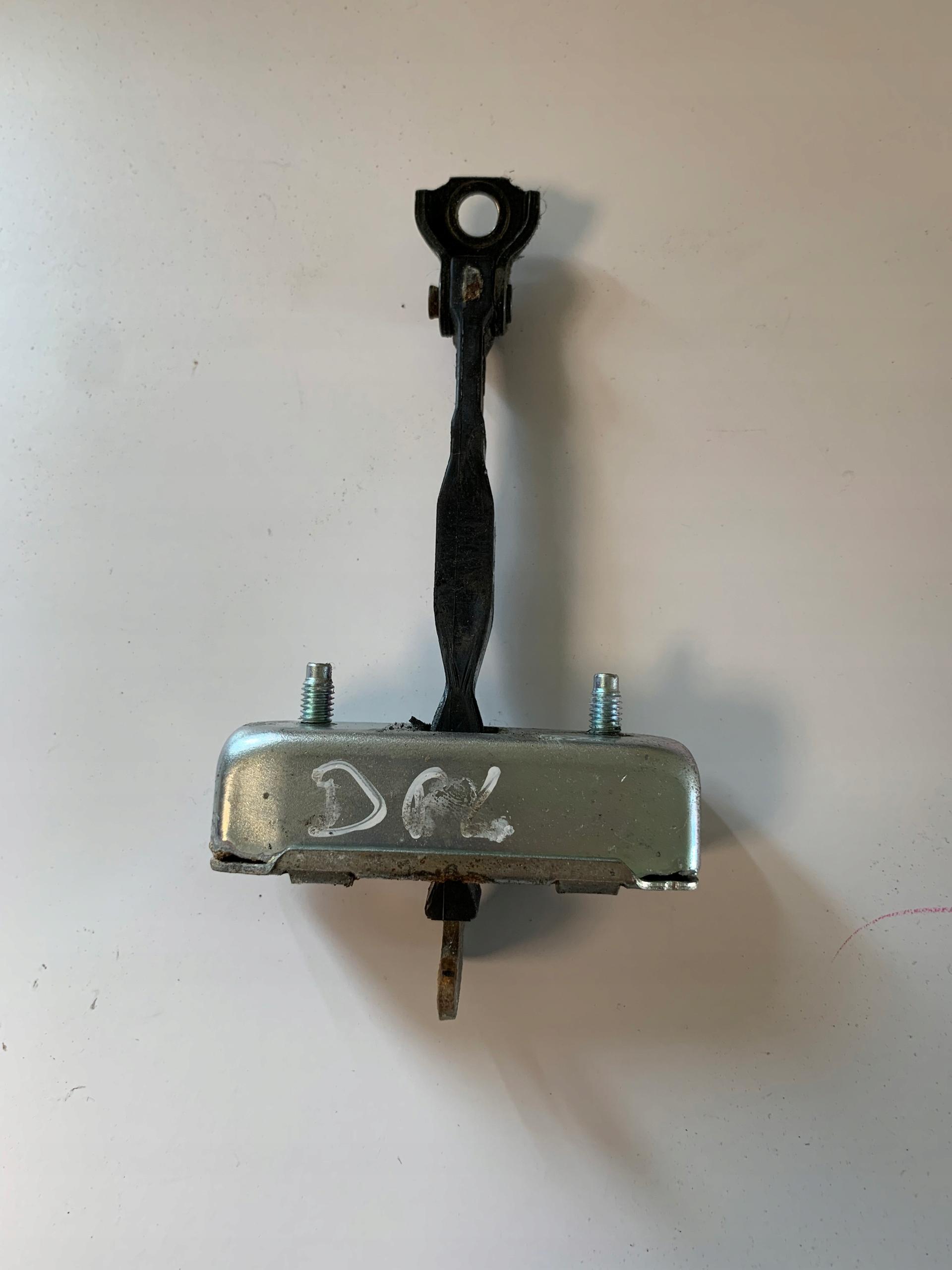 87910-0D260PJHK;NMLfghftdfghjjj - Обмежувач лівий передній передній corolla e12