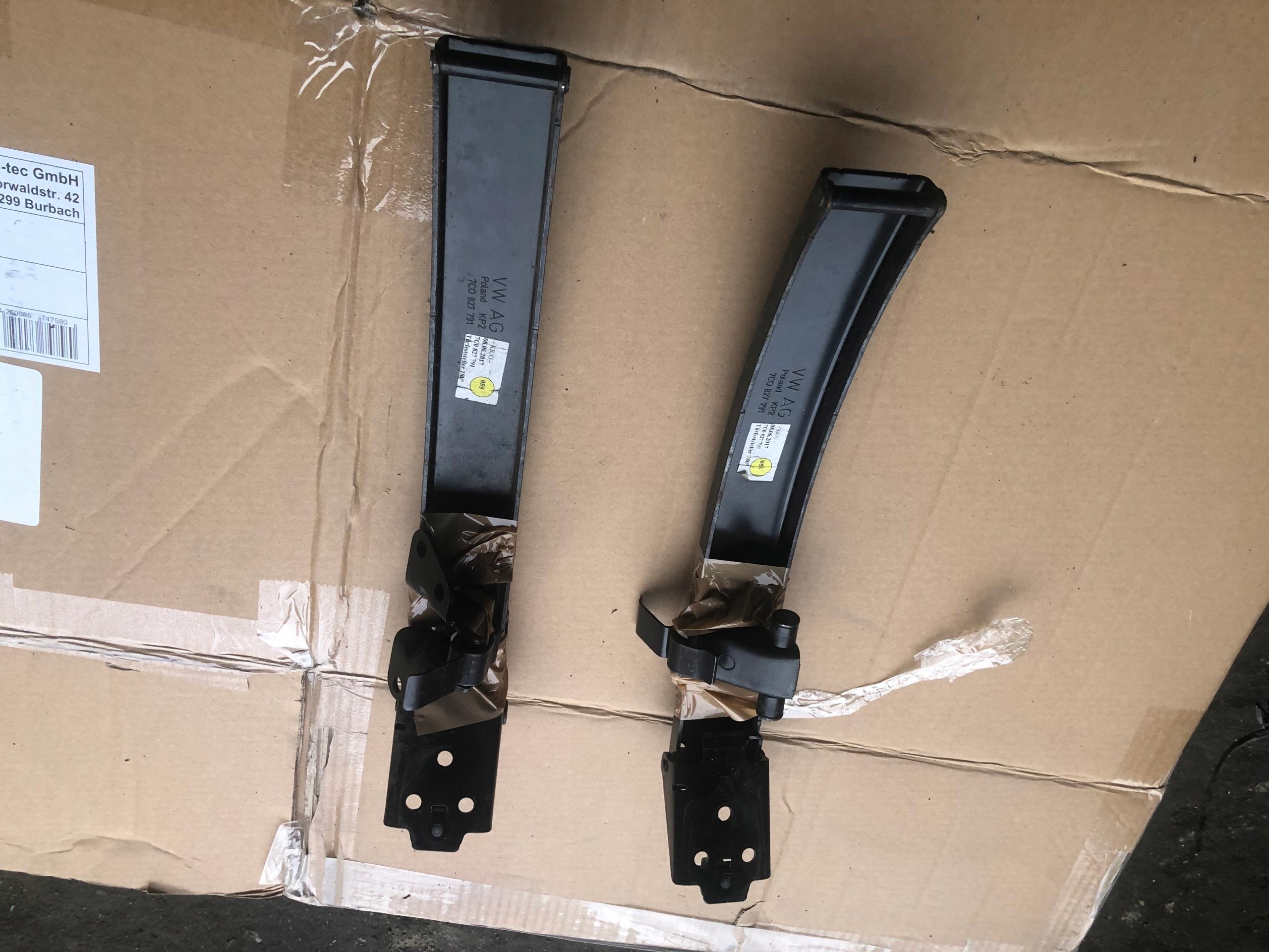 ОГРАНИЧИТЕЛЬ VW CRAFTER II MAN 2017-2022 ЗАДНЯЯ ДВЕРЬ