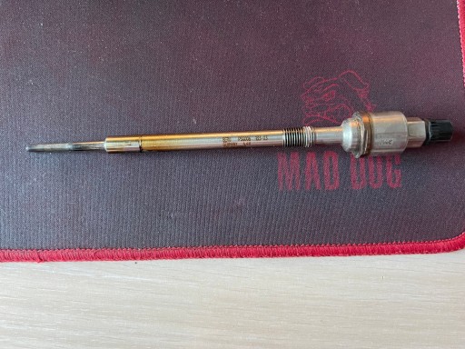 Свічка розжарювання opel 2.0 cdti 55579436