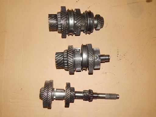 600801 085884 - OPEL ASTRA J H M32 КП передач вал коробки передач