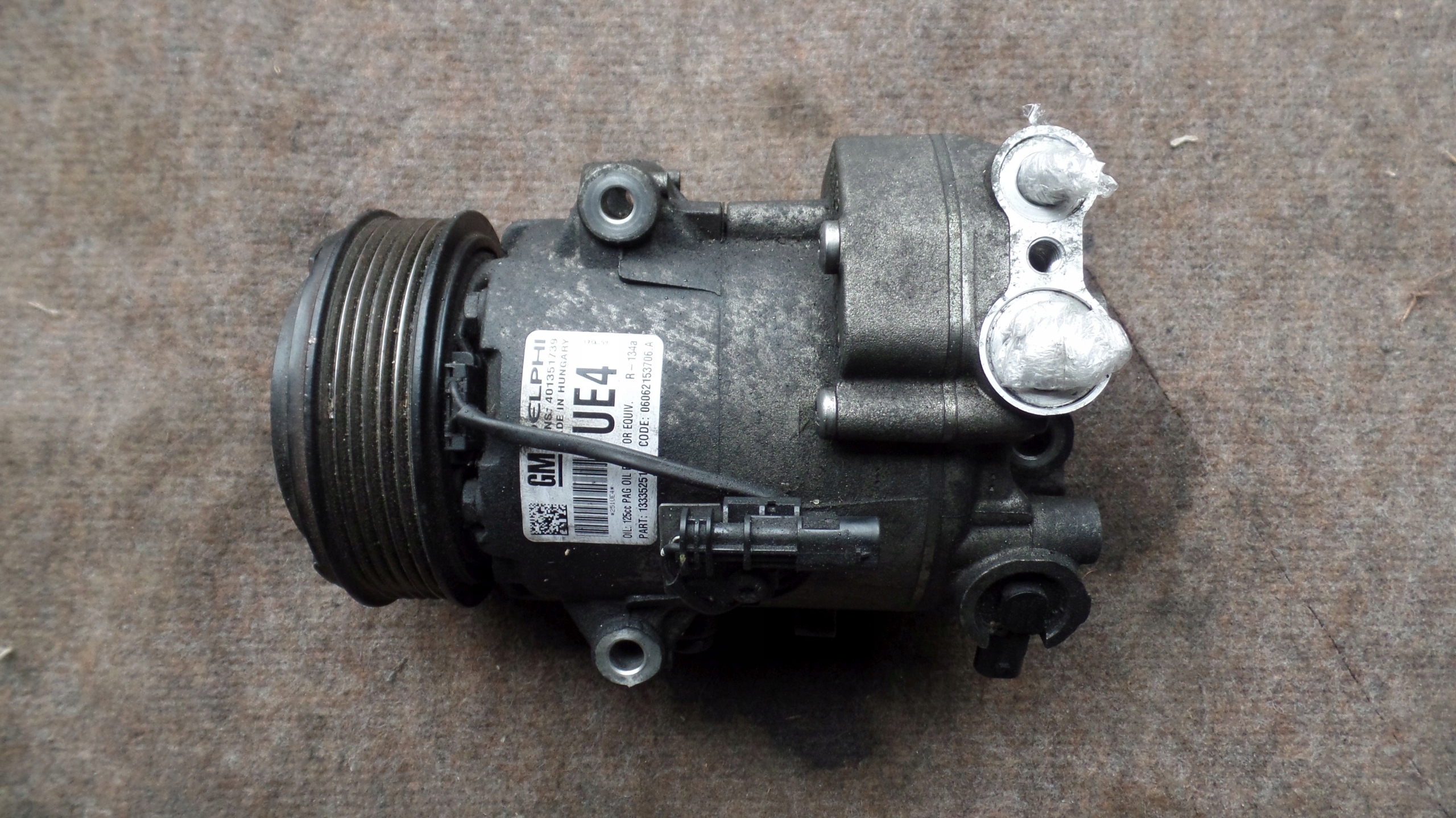 OPEL ASTRA J IV КОМПРЕСОР КОНДИЦІОНЕРА UE4