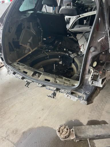 OPEL ASTRA J COMBI ЗАДНИЙ РЕМЕНЬ, ЗАДНЯЯ ВАННА Z41C