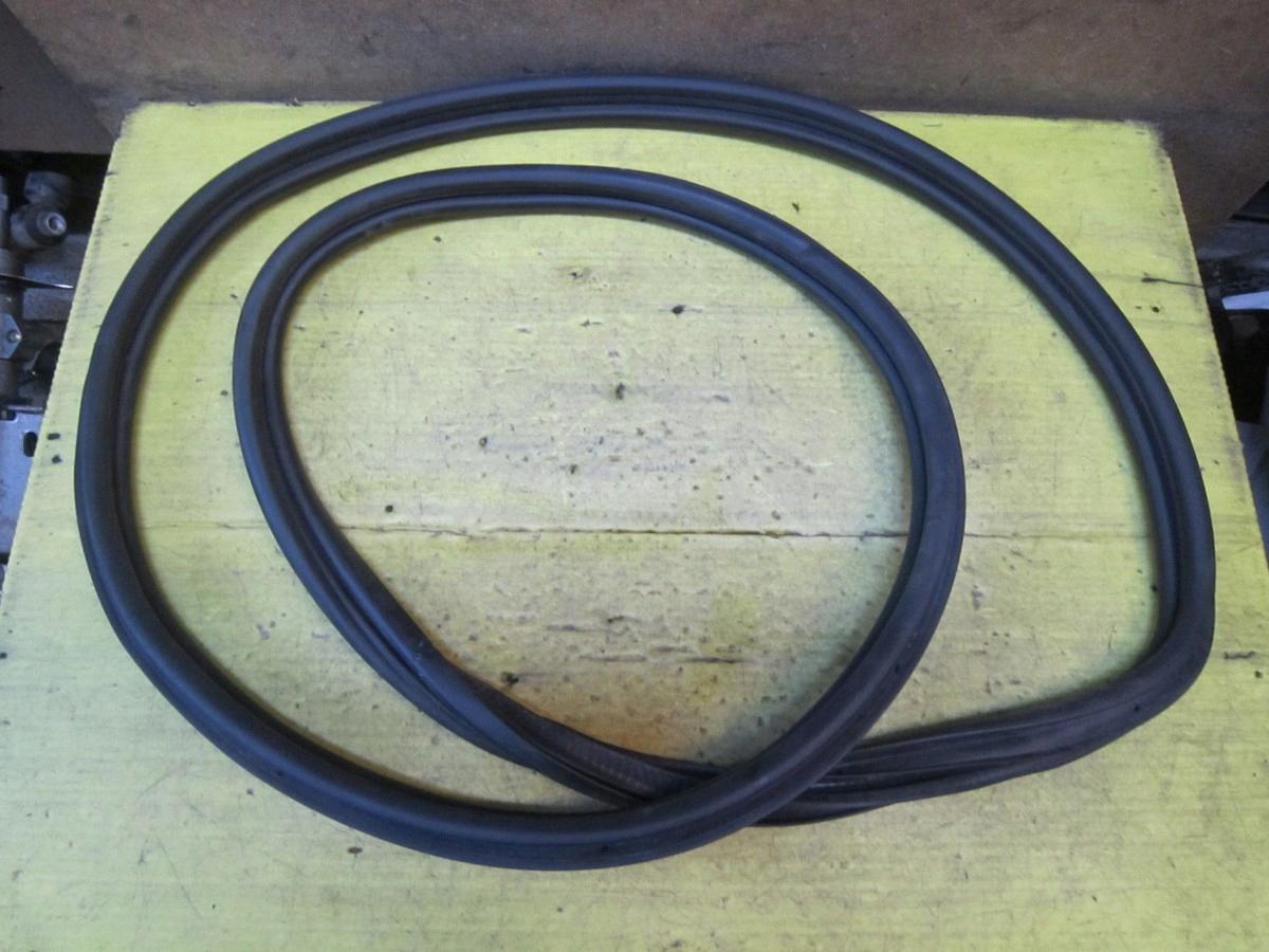 OPEL CORSA E 5D ПРОКЛАДКА БАГАЖНИКА