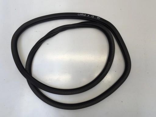 9829331980 - OPEL CORSA F 20r. уплотнитель двери правый задний задний