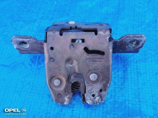 GM 13585478 KOMBI - OPEL-PARTS Astra J Zafira C Замок задньої двері задній 13585478