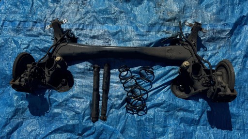 Підвіска задньої балки заднього моста opel grandland