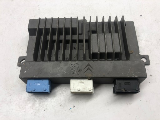 OPEL GRANDLAND УСИЛИТЕЛЬ 9825899680