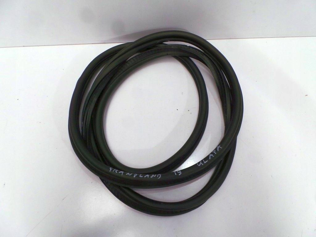 OPEL GRANDLAND X 2019 ПРОКЛАДКА КРЫШКИ БАГАЖНИКА