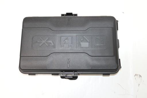 84118694 - Крышка блока предохранителей opel insignia b