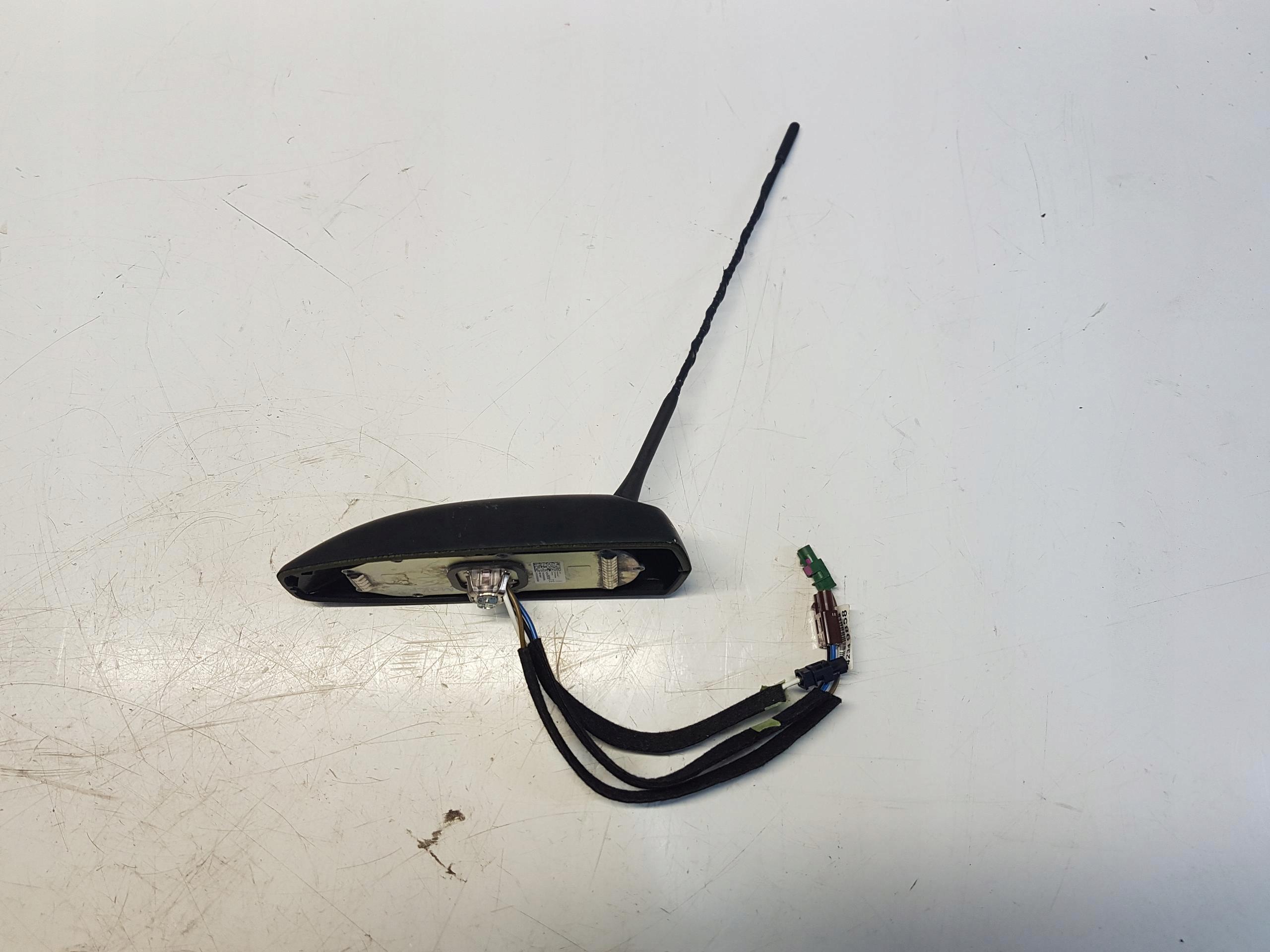 OPEL MOKKA X Lift GPS антена в комплекті