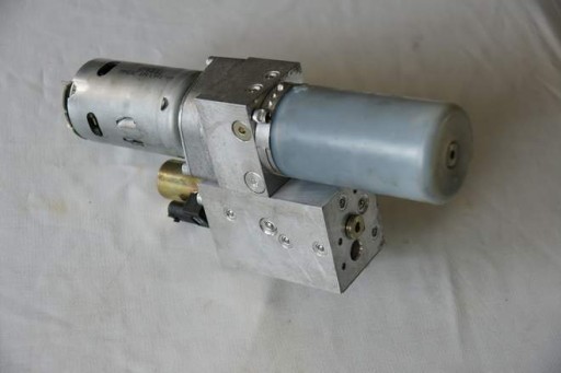 OPEL TIGRA B 2 II ПРИВІД НАСОС ДАХУ 93162375