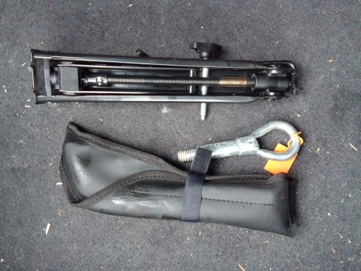 OPEL VECTRA B ASTRA G ZAFIRA A домкрат домкрат ключ буксирувальне вухо