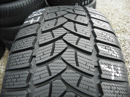 ШИНА 235/45/17 FIRESTONE WINTERHAWK 3