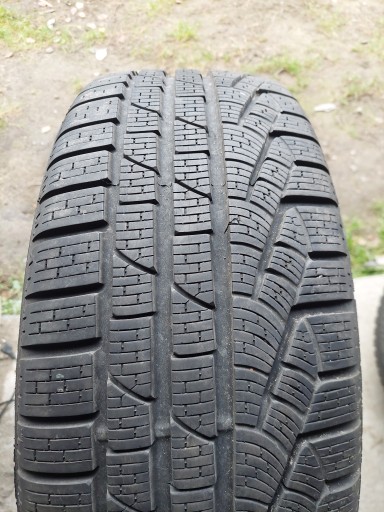 ШИНА 235/55r18 PIRELLI SOTTOZERO WINTER 210 SERIE II AO 2023 8,3 мм (E497)