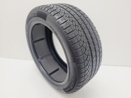 ЗИМНЯЯ ШИНА PIRELLI P ZERO 225/45R19