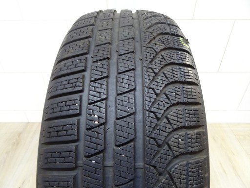 ШИНА Pirelli P Zero Winter 225/55R19 103V