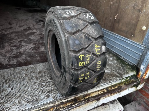 Шини WIDLAK 21x8-9 21x8r9 21X8-9 200/75-9 200/75R9 SECURITY P222 закачується