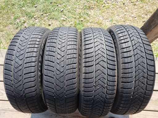 ШИНИ PIRELLI WINTER SOTTOZERO 3 205/60r17 93H 2020р., 7/5мм дуже хороший стан
