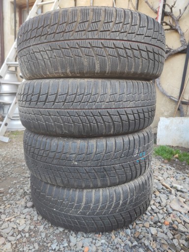 КОМПЛЕКТ ЗИМОВИХ ШИН BRIDGESTONE 205/60 R16