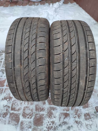 ЗИМНИЕ ШИНЫ ПАРА MINERVA ICE PLUS S210 255/40/19 год 3322