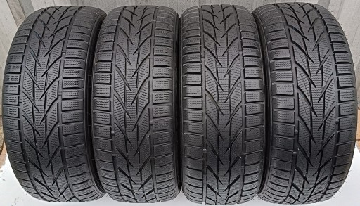 TOYO SNOWPROX S953 КОМПЛЕКТ ЗИМНИХ ШИН 195/50/R15 82H