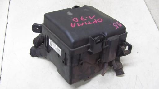 043/xxx - Optima iv 1.7 блок запобіжників 14-