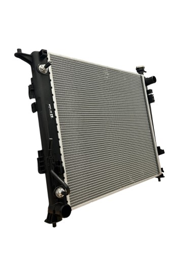 Radio477846/5498 - ОРИГИНАЛЬНЫЙ РАДИАТОР KIA SORENTO III CRDI AT 16-20 25310C5270