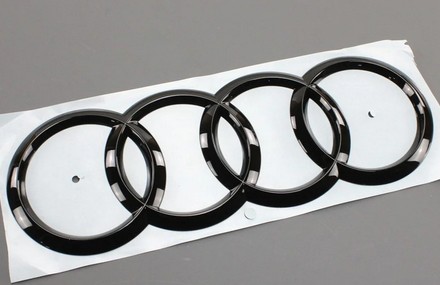 ОРИГИНАЛЬНАЯ ЭМБЛЕМА ЗАДНЯЯ ЭМБЛЕМА ГЛЯНЦЕВАЯ ЧЕРНАЯ AUDI Q7 4M0071802