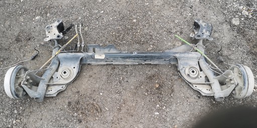 Задній задній промінь renault clio iv 4