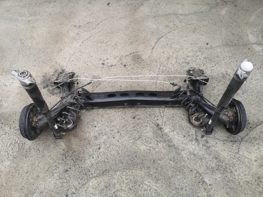 Подвеска балки моста vw taigo 2g7