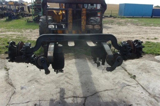 1111 - Підйомна вісь, підвісна, кран 6х2 renault dxi