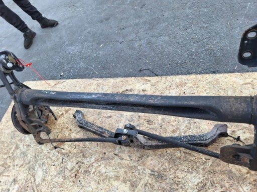 AVN12928 - Задній міст opel astra j 1.7 cdti 09-