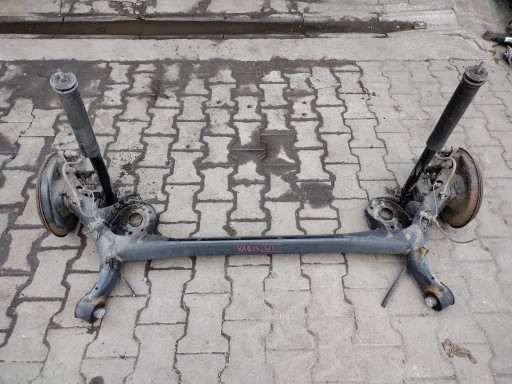 Toyota yaris iii lift задняя ось
