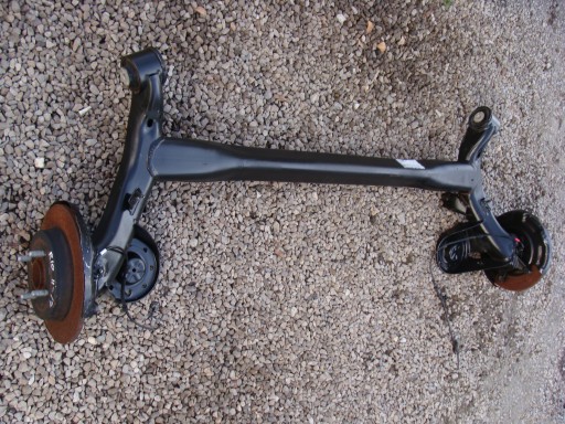 Задня вісь kia rio iii 2016 промінь підвіски !!!