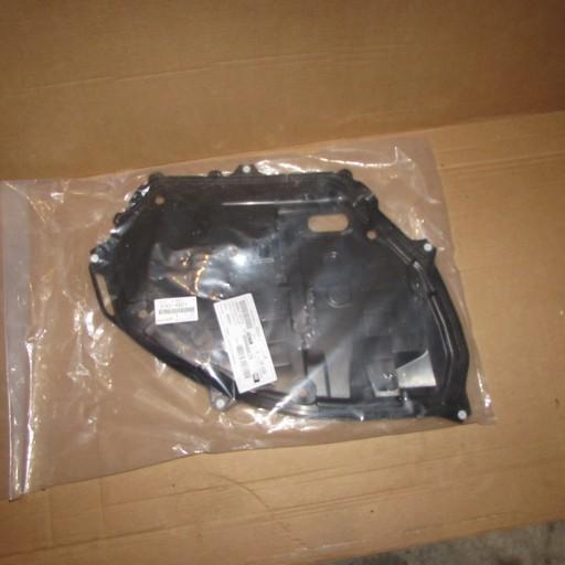 Захист правої двері Lexus RX IV RX450h 67831-48071