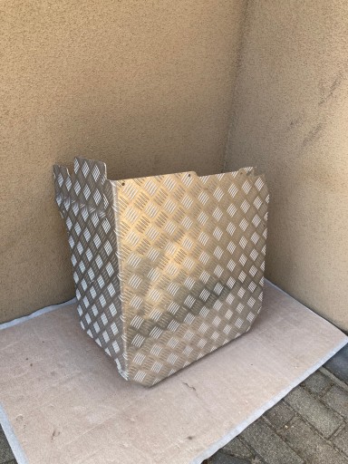 1545 149 - КРИШКА КАТАЛІЗАТОРА-SCANIA R 1545149