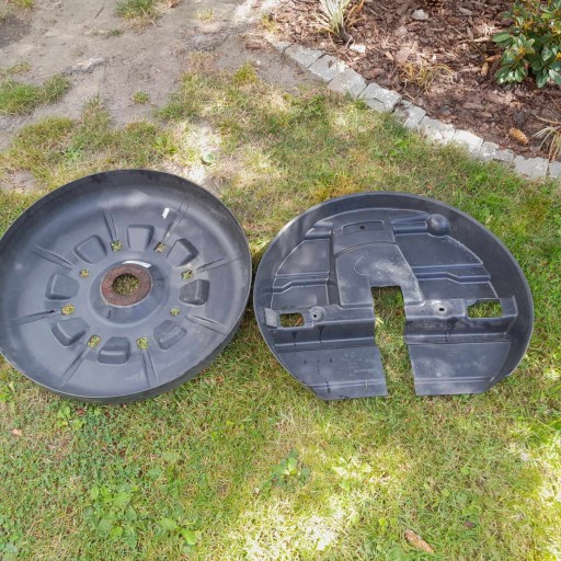 04721083AC - КРЫШКА КОЛЕСА CHRYSLER VOYAGER 2008-2016 ГОД