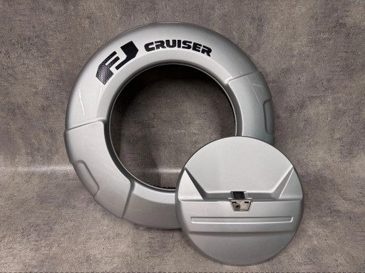 ЧОХАЛ НА ЗАПЧАСКУ TOYOTA FJ CRUISER