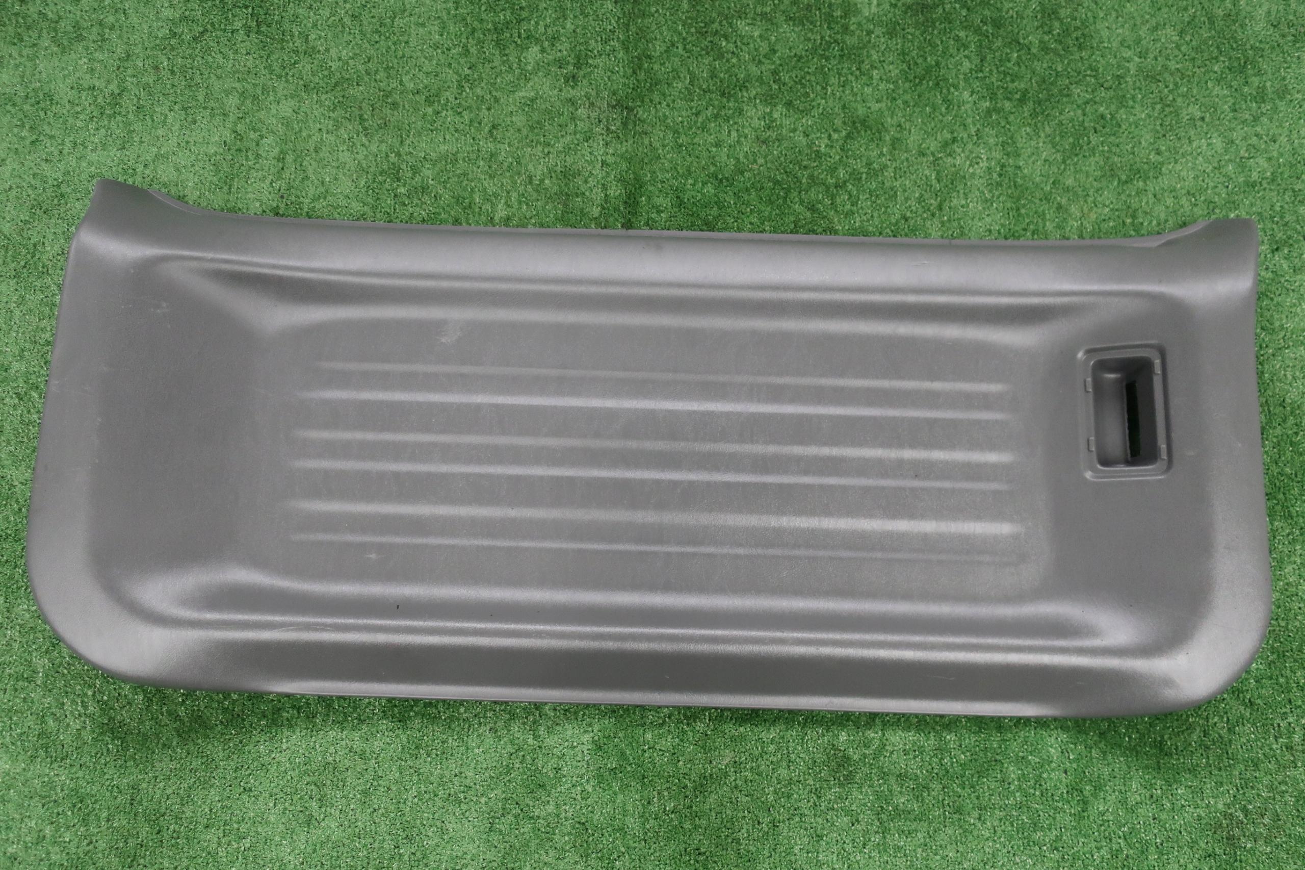 83771-82A0 - Крышка пластик закрылки SUZUKI JIMNY Европа идеально подходит