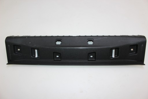 Захист порогу багажника bmw g30 7373574