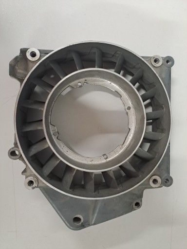 Корпус вентилятора радиатора двигателя Volvo L25F OE no. 2904153