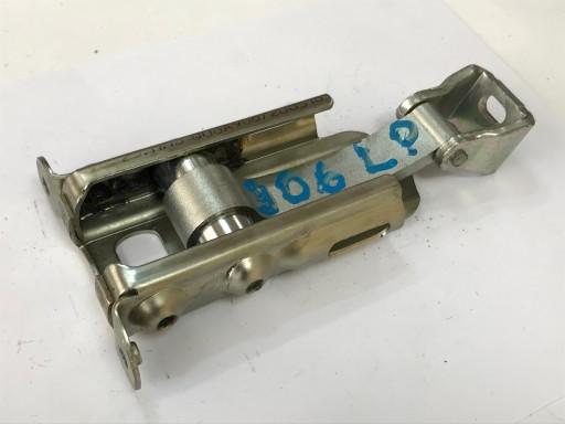 Обмежувач дверей Мерседес Спринтер ОЕ 9067200516