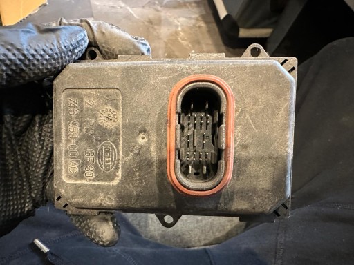 Opel Astra H 04-08 Ксенонська лампа модуля 13252433 5DF009368-20