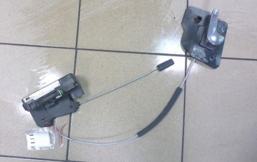 Opel Meriva A Замок Передний Правый 13154792