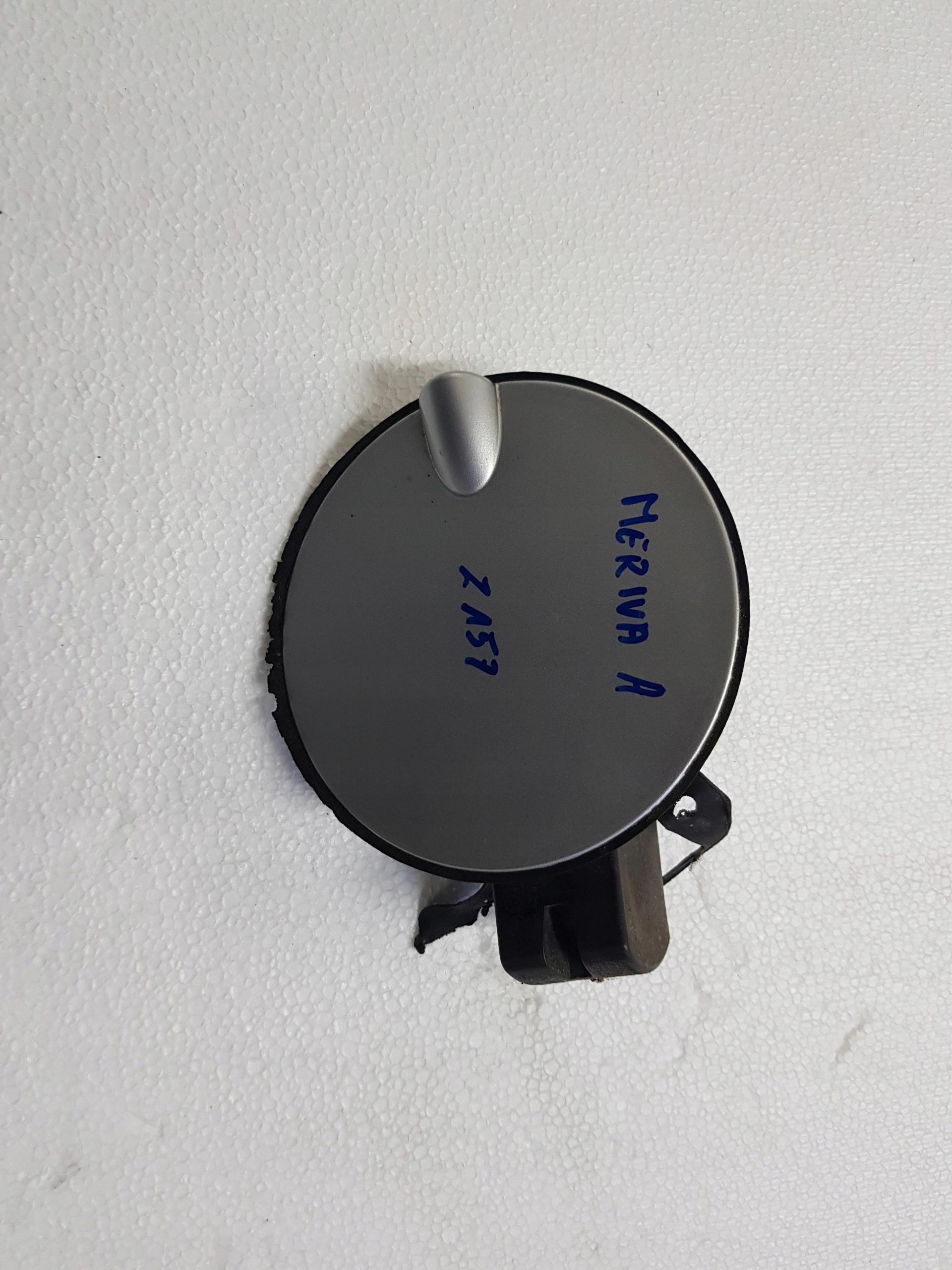 90585313 - Opel Meriva топливная заслонка Z157