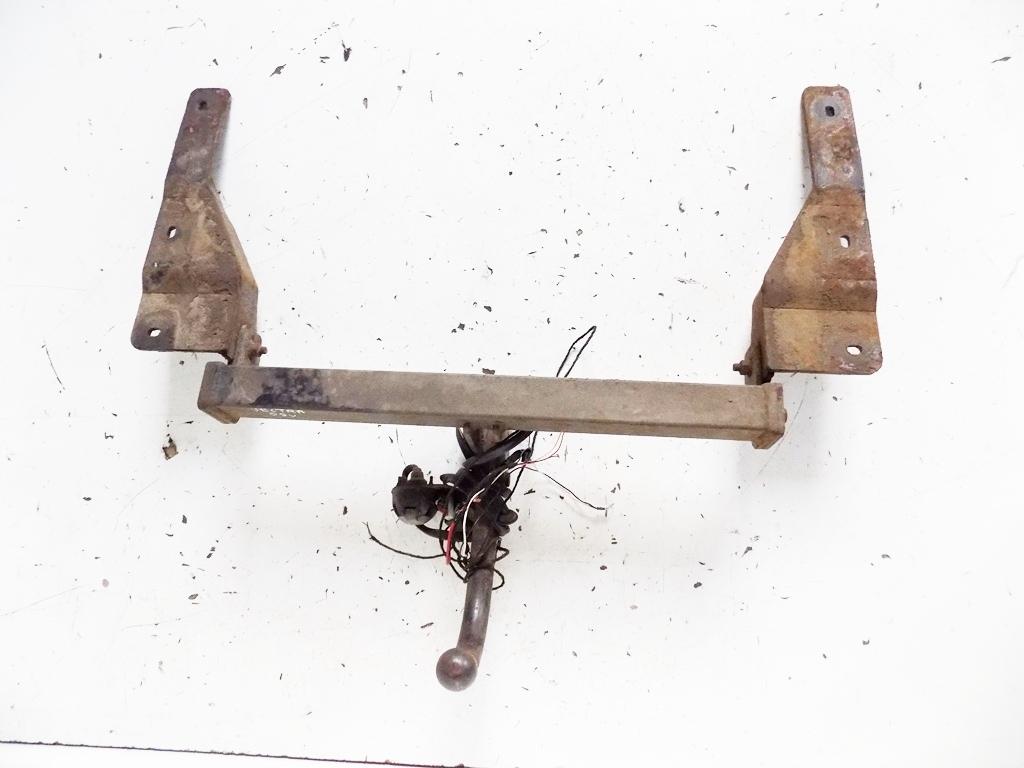 Opel Vectra C lift 05R Універсал буксирувальний гак